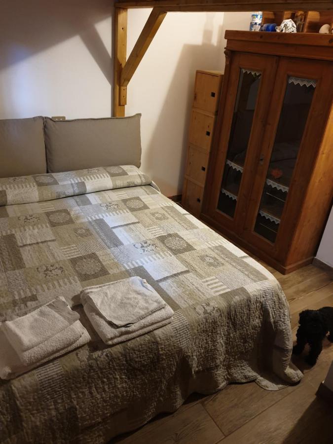 Antico Convento Apartment Moniga del Garda ภายนอก รูปภาพ