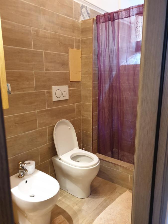 Antico Convento Apartment Moniga del Garda ภายนอก รูปภาพ